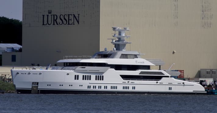 "Ester III": The unusual 66-metre format is one of the smallest Lürssen yachts of recent years. | e.