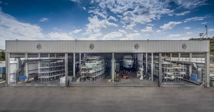 Full: CdM halls in Ancona. | a.
