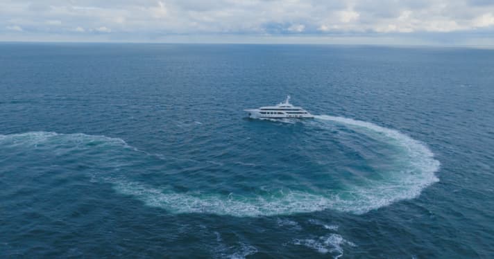 Prüfung bestanden: Die drei Tage dauernde technische Seeerprobung bestand aus Systemprüfungen und nautischen Manövern.