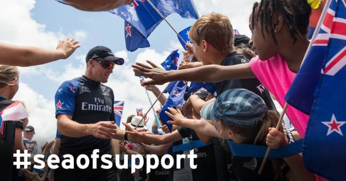   Unter anderem unter dem Titel "Sea of Support" sammeln die Kiwis Fanbilder