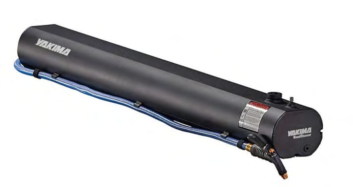 The Roadshower is available in three sizes. It can be mounted on almost all roof racks.