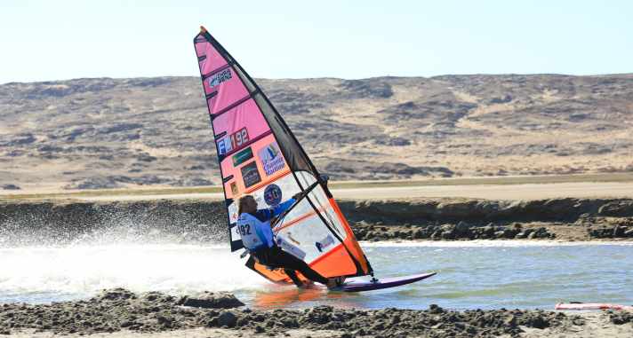 surf/0i4a8515_17cbfc23ae4490b638b7e35d2c617280