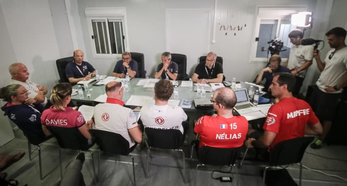   Die Jury kannte kein Erbarmen mit den Teams: Punktstrafen für Dongfeng, Mapfre und SCA