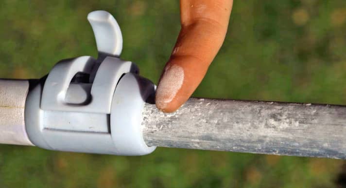 Corroded aluminium fork - is the end piece still safe in this condition?