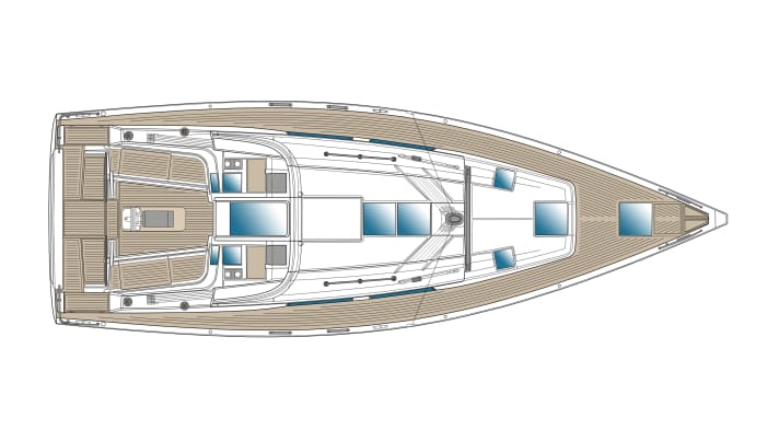   Striking: large companionway area with many shelves