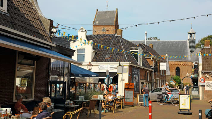			Grou is also a great place to relax after a day on the water. Here on the Hoofdstraat