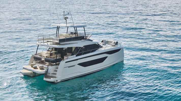 Nominated in the Catamarans category: Prestige M6.