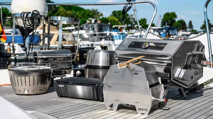 Edelstahl, so weit das Auge reicht. Beim Material sind sich die Hersteller einig