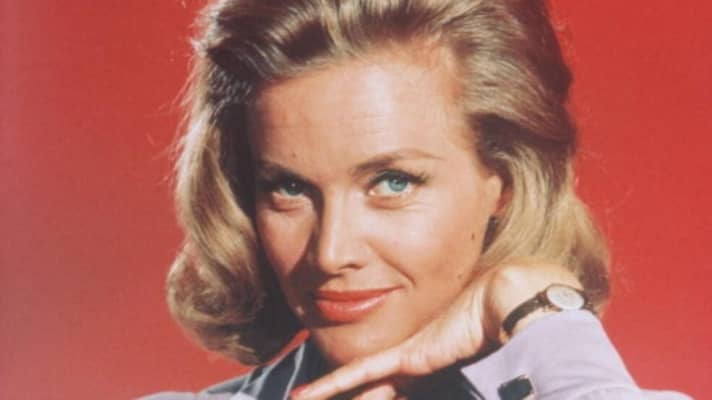   Bond-Girl Pussy Galore, gespielt von Honor Blackmann