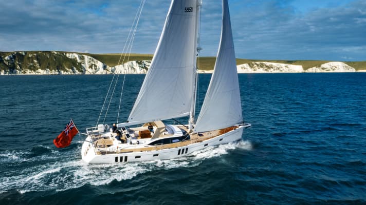 Sempre da vedere: l'Oyster 595