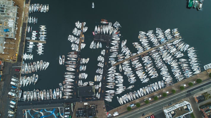 Beaucoup de monde. Même si "seulement" 320 participants sont venus au lieu de 450, le port de Svendborg a cette année encore presque atteint sa capacité maximale.