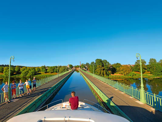 Canal latéral à la Loire – In bester Gesellschaft