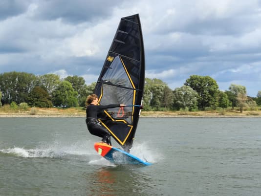Freestyle-Segel Point-7 Slash 2022 im Test