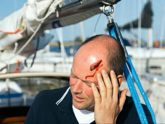 Verletzungen an Bord – was im Notfall zu tun ist