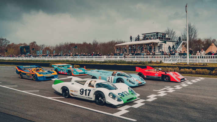 Porsche 917 - please start your engines: 917-001 (1969), 917 KH (1971, Gulf), 917/10 (1971, rot), 917/30 Spyder (1973, Sunoco) und 917/30-001 (1972, Vaillant).