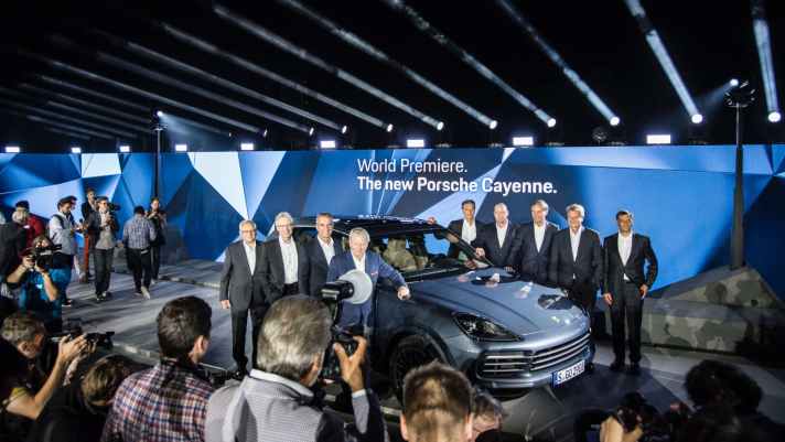 August 2017: Die dritte Cayenne-Generation (E3) feiert ihre Weltpremiere auf dem Dach des Porsche Museums in Stuttgart-Zuffenhausen.