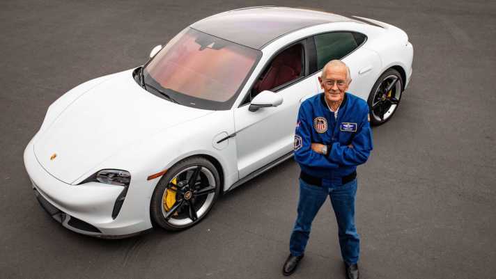 2021_01_Charlie-Duke-Porsche-Taycan-Turbo-S-4