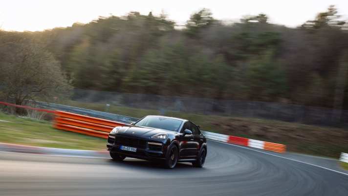 2021_06_Porsche-Nürburgring-Rekord