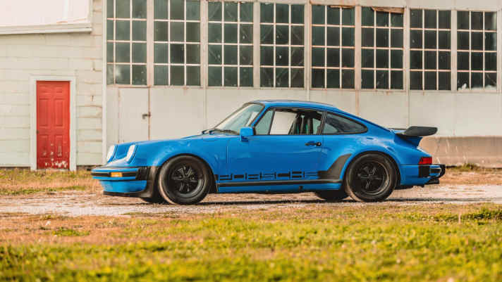 2022_01_Porsche-Kanada-930-Turbo