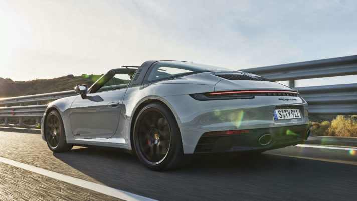 2022_02_Porsche-911-Targa-GTS
