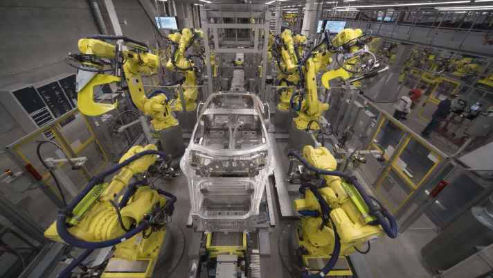 2022_04_Porsche-911-GT3-Produktion