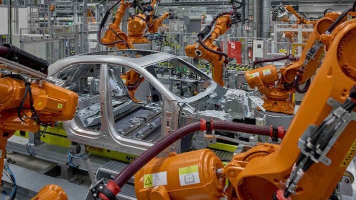 2024_05_Karosseriebau_Macan_electric