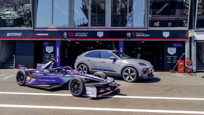 2025_08_Macan-4S-und-Porsche-9XX