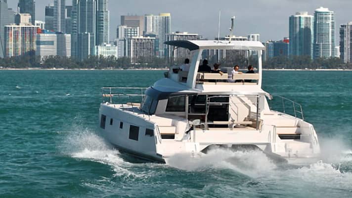 A tour de force: two 225 hp diesels and a top speed of 22 knots