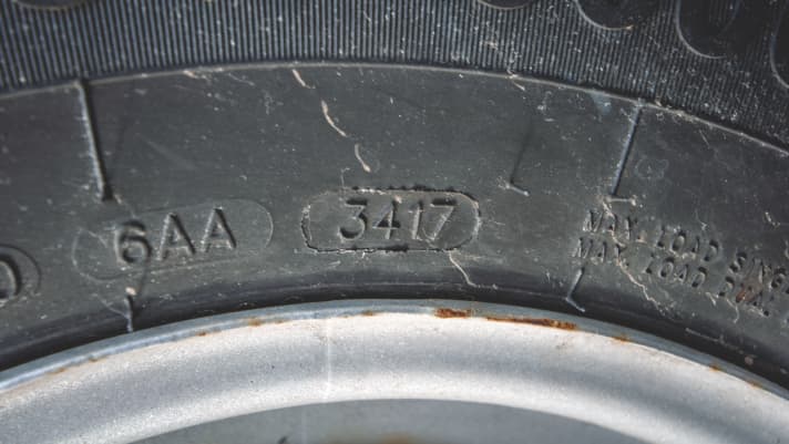 boot/R9_DOTNummerHerstellungsjahrReifenkontrollieren_e518ec38a97cdd97e34613b6f5ce874b