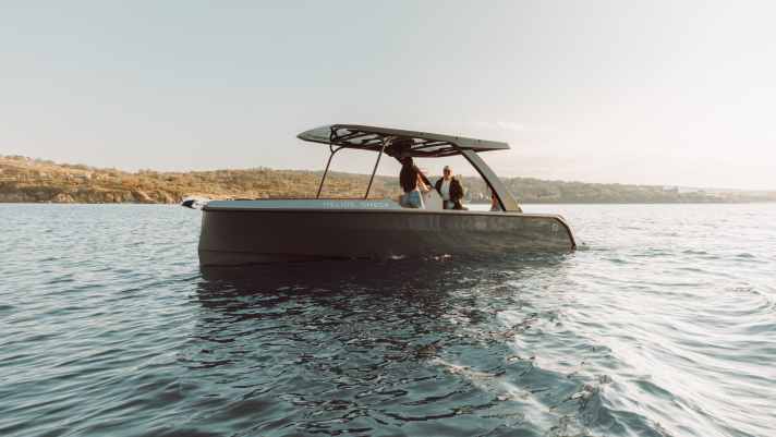 Nominiert in der Kategorie Elektro: Omega / Helios Marine.