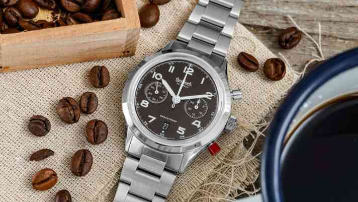 porsche fahrer/417-es-mocha-flyback-date-mood-high-res_af7a77f536b6ec12ebb50183331d20ae