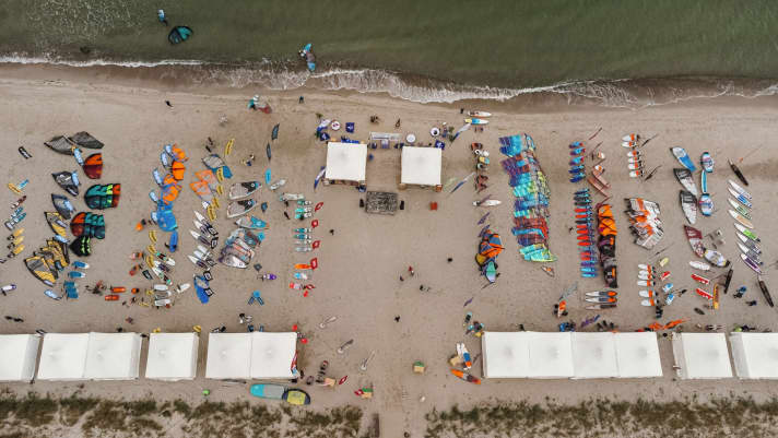 surf/02_d4b8ea2ed72291da6c57e337f0f9a84f