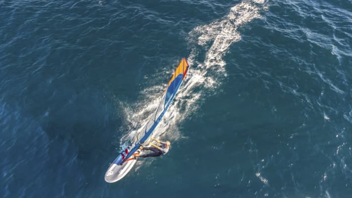 The GunSails development centre is in Tarifa. The conditions there determine what is on Philippe's daily work schedule.