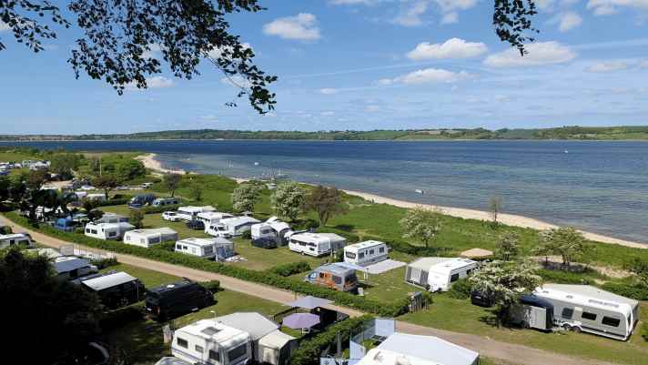 Großer Stehbereich, toller Blick, viele Windrichtungen: Gammelmark ist ein Geheimtipp nahe Sønderborg.