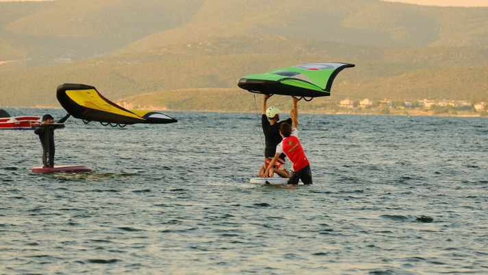 The area offers ideal conditions for climbers and freeriders