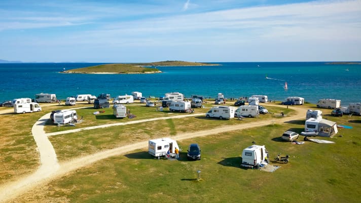 Vom Bett aufs Brett, das geht auch am Campingplatz Stupice bei Premantura besonders gut.