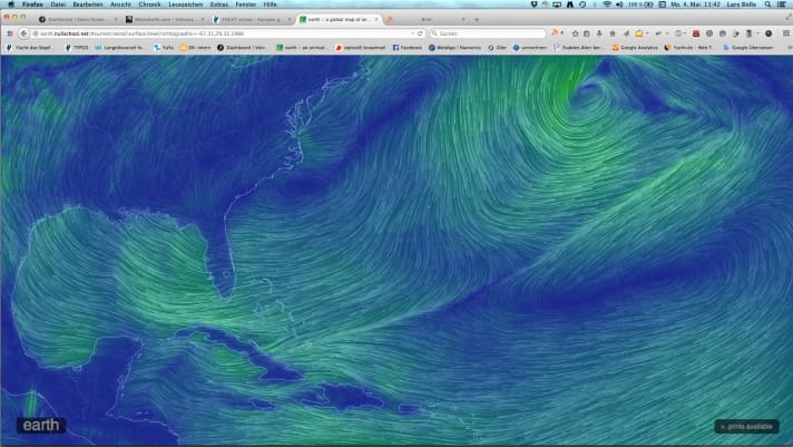   The high-pressure vortex off Newport is clearly visible