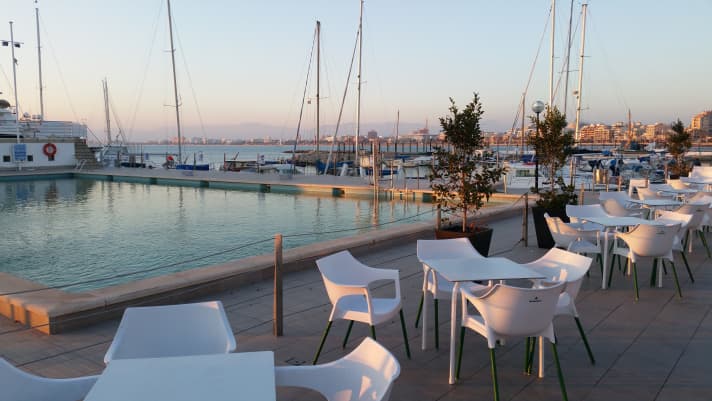   Die Flotte im neuen Stützpunkt Arenal