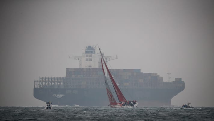   Ils ont été les meilleurs ce week-end dans le défi combiné de deux courses au port de Hong Kong : le Dongfeng Race Team