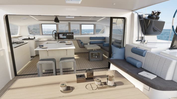   Cockpit und Salon gehen fast nahtlos ineinander über