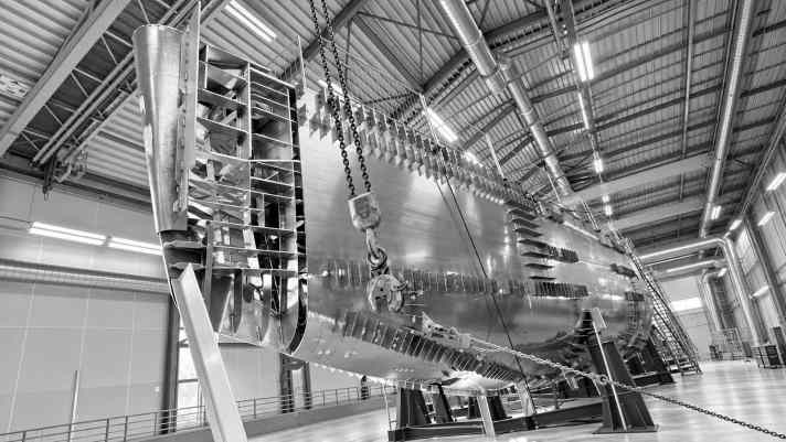 C'est au chantier naval Gouwerok que sont fabriqués la coque, le pont et les éléments structurels centraux du Swan Alloy 44.