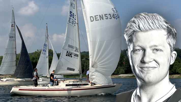 <a href="https://www.yacht.de/redaktion/nils-leiterholt/"  rel="noopener noreferrer">Volontär Nils Leiterholt</a> segelt ein H-Boot, aber auch viel auf anderen Yachten