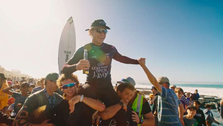 yacht/trilogy-new-wave-01-trilogy-media-group-lcc_2e81e995994158310ccd52b73c41b997