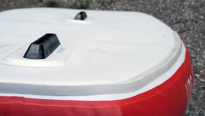 Die aufgeklebte Abrisskante ist essentiell für akzeptable Windsurf-Eigenschaften