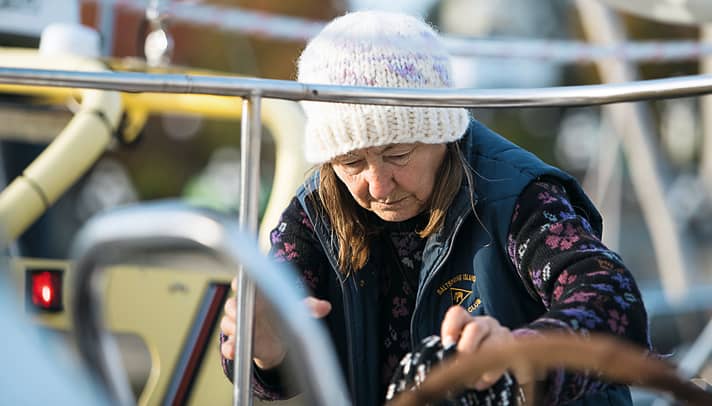 Entschlossen  wirft Jeanne Socrates die Leinen los, um mit ihrer „Nereida“ die Segelwelt zu erobern