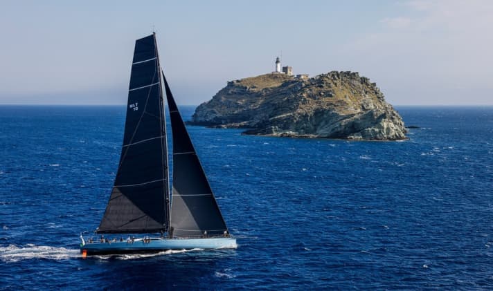   L'archipel des Caraïbes du RORC Caribbean 600 au départ et à destination d'Antigua compte parmi les plus belles régions de navigation du monde. L'équipage du Farr 100 "Leopard" veut lui aussi se battre pour les "Line Honors".