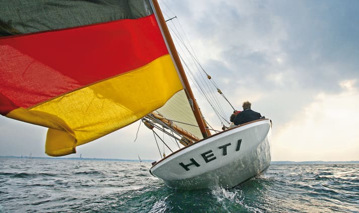 YACHT-Woche: Flaggenführung