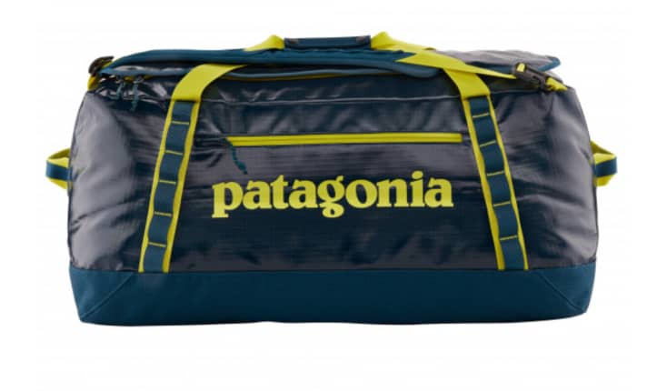   <a href="https://www.awin1.com/cread.php?awinmid=17390&awinaffid=471469&clickref=Y+Patagonia+Black+Hole+Duffel&ued=https%3A%2F%2Fwww.tapir-store.de%2Fblack-hole-duffel-70l%2F%3Fnumber%3D162751" target="_blank" rel="noopener noreferrer nofollow">Patagonia Black Hole Duffel</a> *
