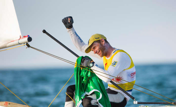   Incomparable dans sa joie indomptable, son humilité, ses performances et son fair-play : Robert Scheidt va manquer à la voile olympique.