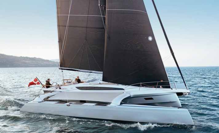 yacht/100130735_f556746f1187e5b3492fd3559a8c77c4